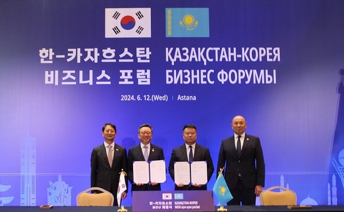 カザフスタン、16年ぶりに収穫…新韓銀行のチョン・サンヒョク社長、「グローバル・トライアングル」構築目指す